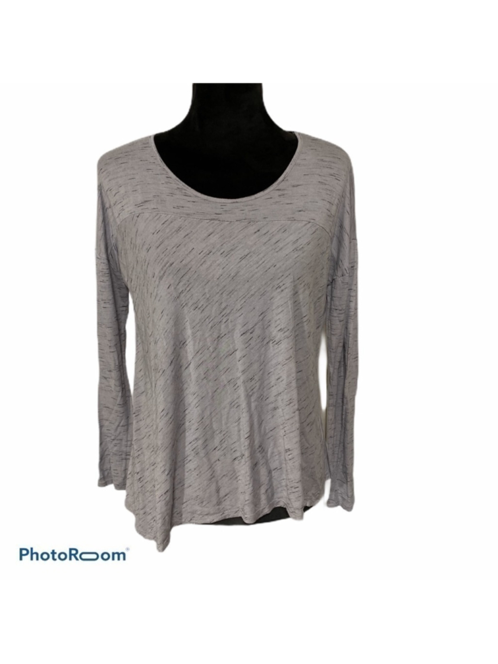 KENSIE long sleeve scoop neck tee gray small
